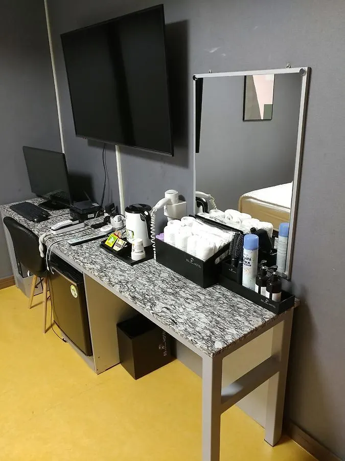Business Hotel Busan Station Motel