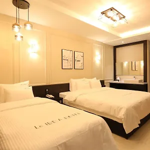 Le Idea Station Hotel