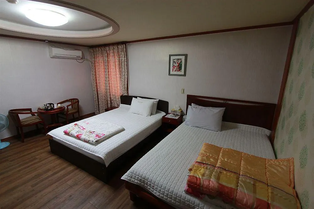 Business Hotel Busan Station