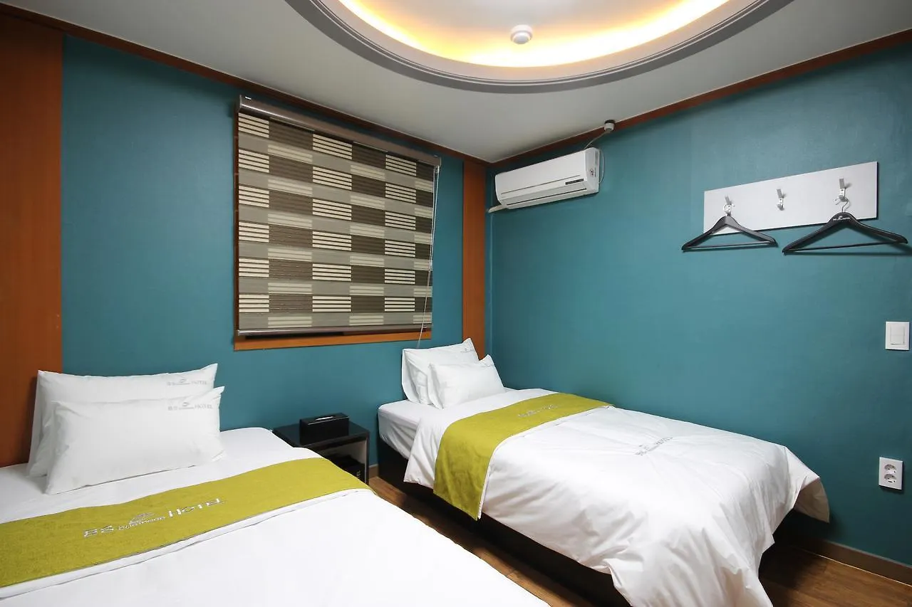 Business Hotel Busan Station Motel